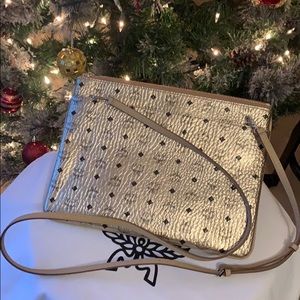 *SOLD**Berlin Gold Medium Pouch crossbody